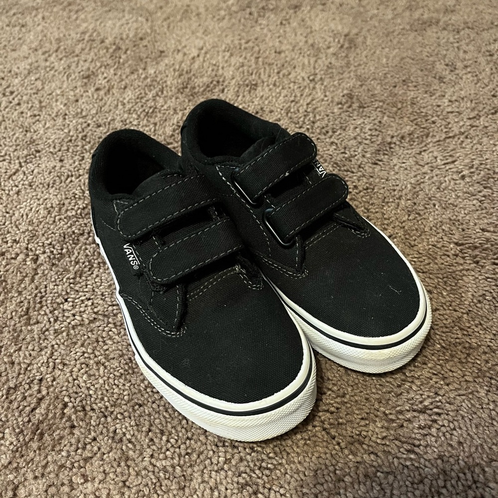 Youth 12 black velcro vans